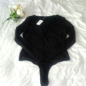 Windsor Large  black plunging neck bodysuit.